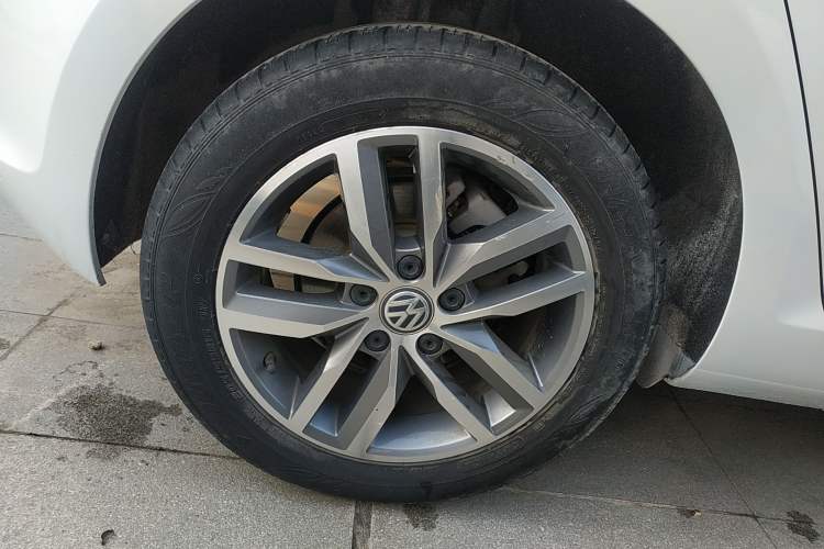 Used Volkswagen Golf 2017 230TSI Automatic Comfort Edition – Celebrating Milestone of One Million Units