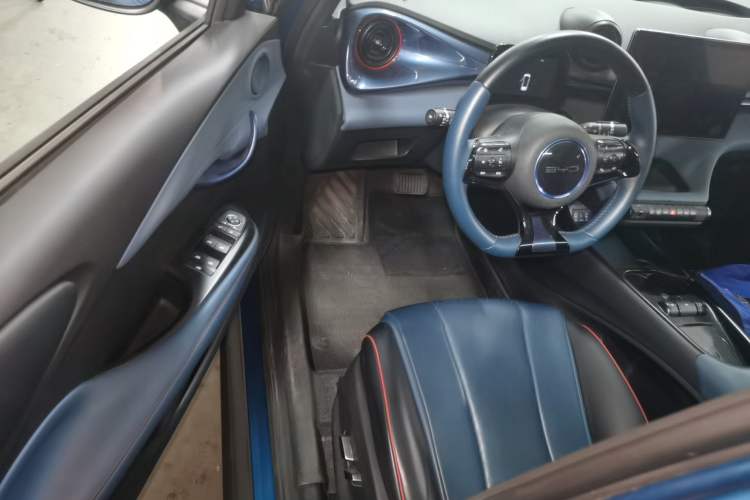 Used BYD Dolphin 2021 405 km Fashion Edition
