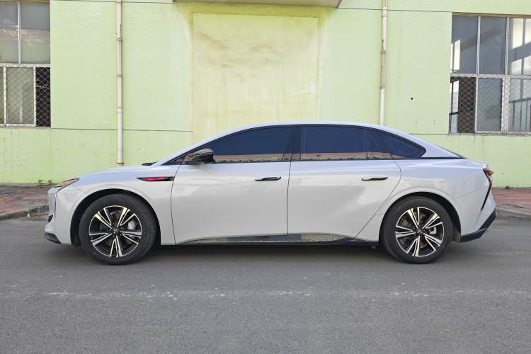 Used Hongqi EH7 2024 690 Pro