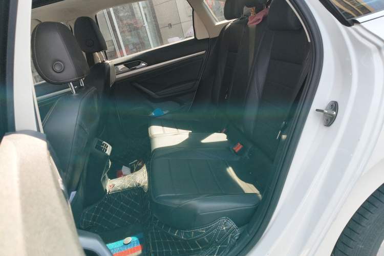 Used Volkswagen Lavida 2018 1.5L Automatic Comfort Edition China V Standard