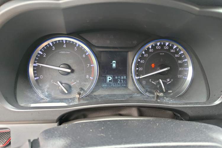 Used Toyota Highlander 2015 2.0T Four-Wheel Drive Luxury Edition 7-Seater Instrument Cluster