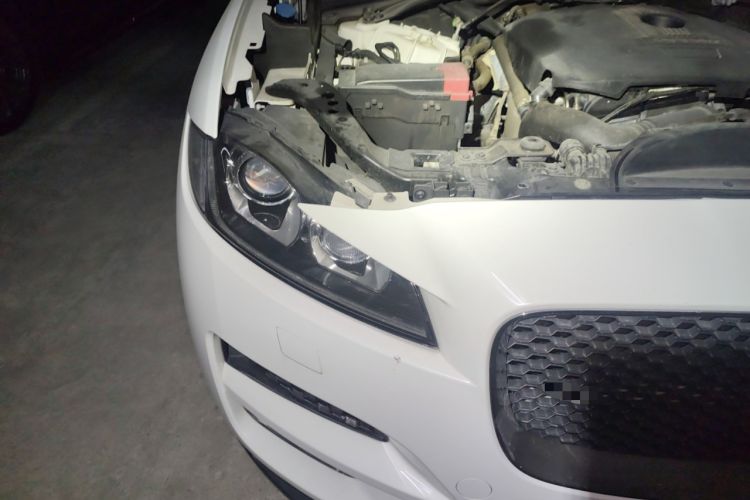 Used Jaguar F-PACE 2016 2.0T Two-Wheel Drive Urban Luxury Edition