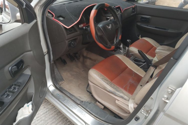 Used Wuling Hongguang 2016 1.5L Restyled S Comfort Version Driver Seat