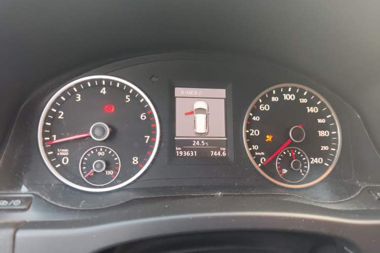 Used Volkswagen Tiguan 2013 1.8 TSI Automatic All-Wheel Drive Luxury Model
