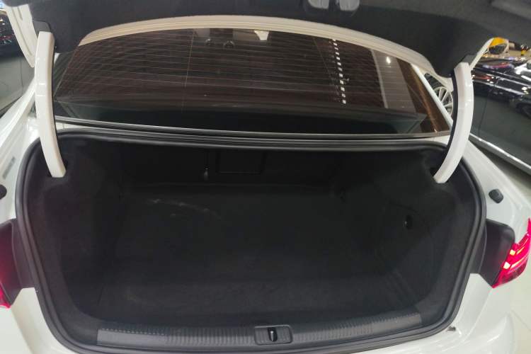 Used Audi A3 2020 Limousine 35 TFSI Fashion Edition China VI Emission Standard