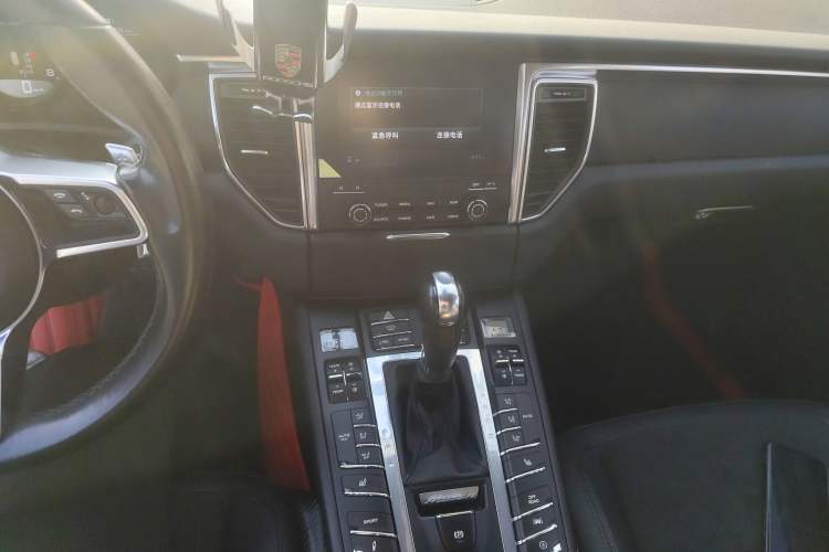 Used Porsche Macan 2017 Macan 2.0T
