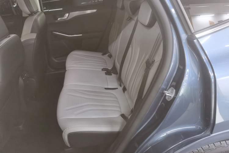 Used Ford Escape 2020 EcoBoost 245 Four-Wheel Drive Luxury Edition
