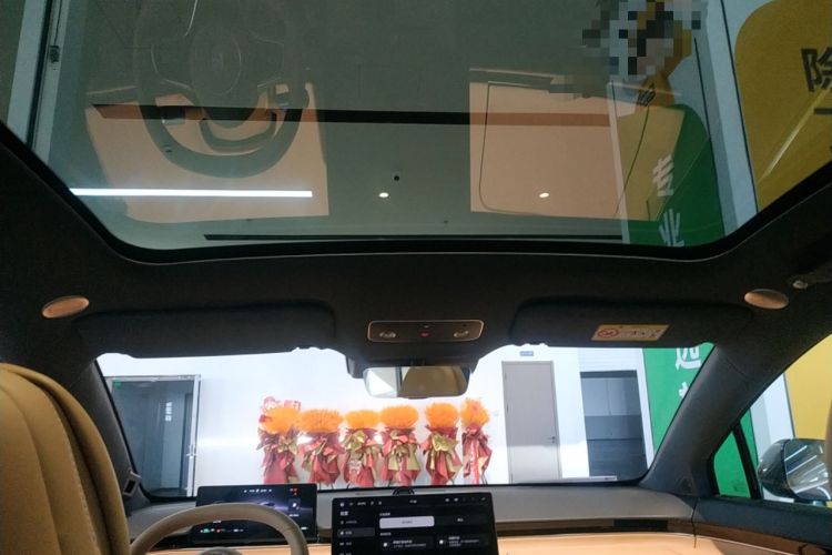 Used Hima Luxeed R7 2026 Model Range-Extending Ultra
