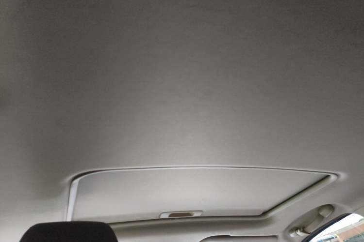 Used Baojun 310 2016 1.2L Manual Luxury Model Headliner