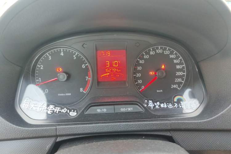 Used Volkswagen Jetta 2015 1.6L Manual Fashion Edition