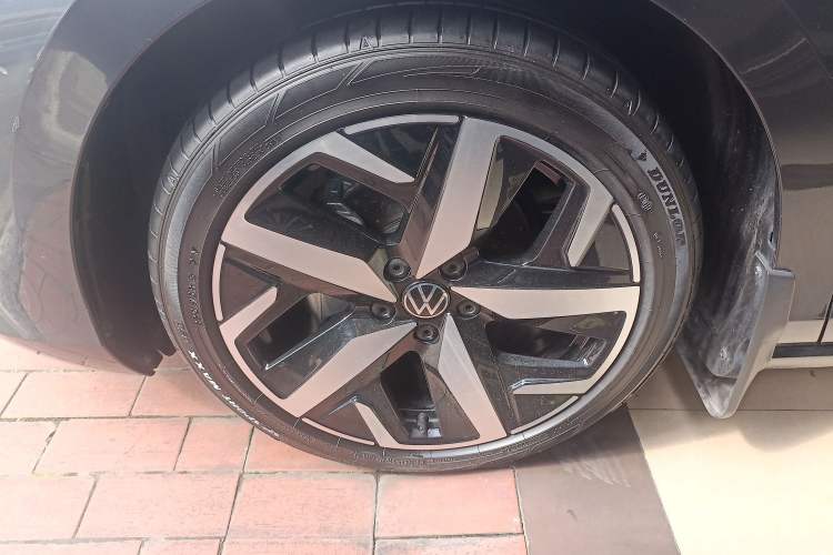 Used Volkswagen Lamando 2024 Lavida L 280TSI DSG Cool & Spicy Edition
