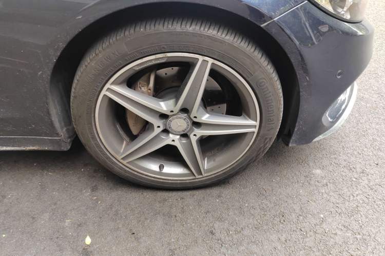 Used Mercedes-Benz C-Class 2015 C 200 station wagon
