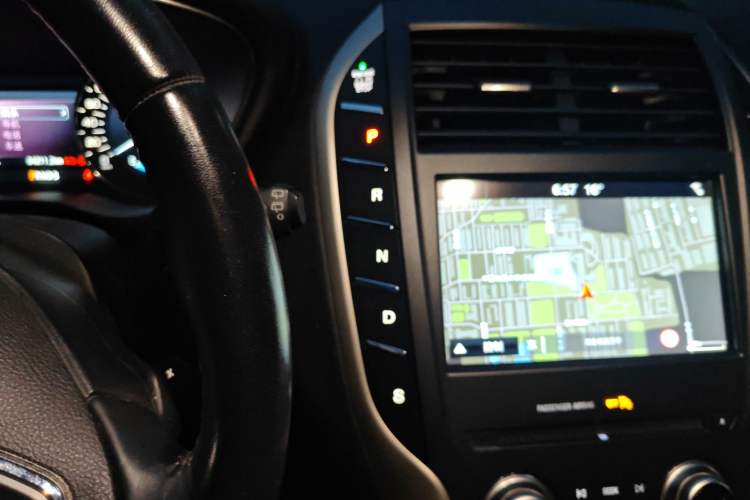 Used Lincoln MKC 2017 2.0T Two-Wheel-Drive Luxury Edition