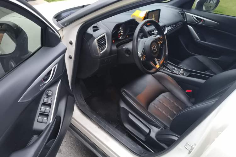 Used Mazda CX-4 2018 2.0L Automatic Two-Wheel Drive Blue Sky Dynamic Version China V Standard