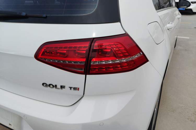 Used Volkswagen Golf 2015 1.4TSI Automatic Luxury Model Right Rear Taillight