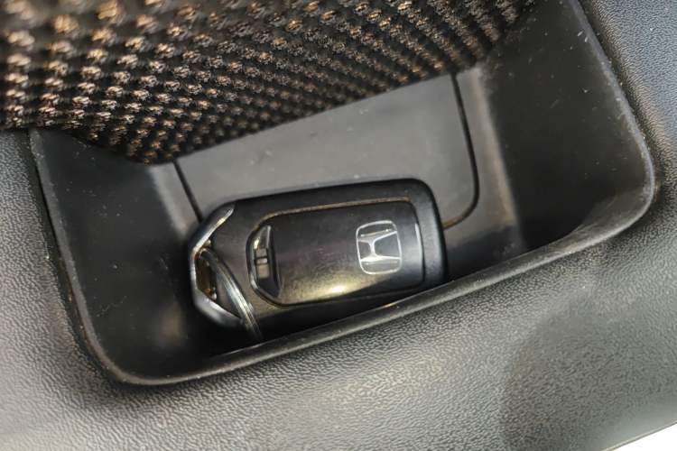 Used Honda XR-V 2017 1.8L EXi CVT Comfort Version
