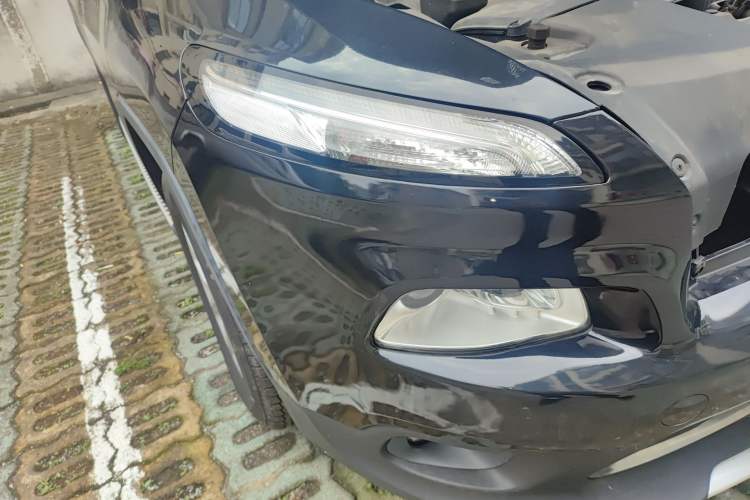 Used Jeep Cherokee 2016 2.4L Professional Smart Version
