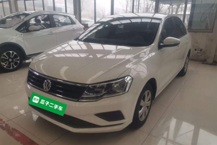 Used Volkswagen Jetta 2017 1.5L Manual Fashion Edition