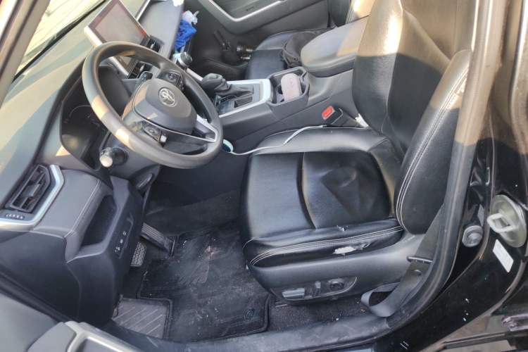 Used Toyota RAV4 2021 2.0L CVT Two-Wheel Drive Fashion Edition