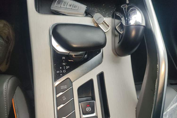 Used Geely Auto Coolray 2023 1.5T DCT Platinum Edition