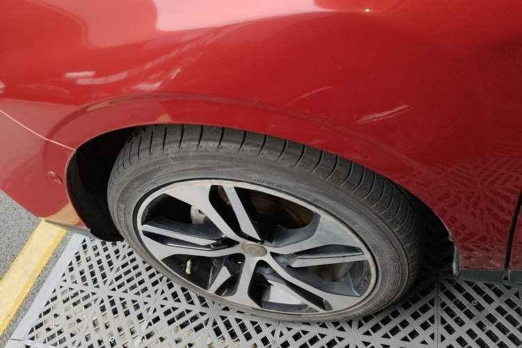 Used Venucia T90 2017 2.0L CVT Leading Edition