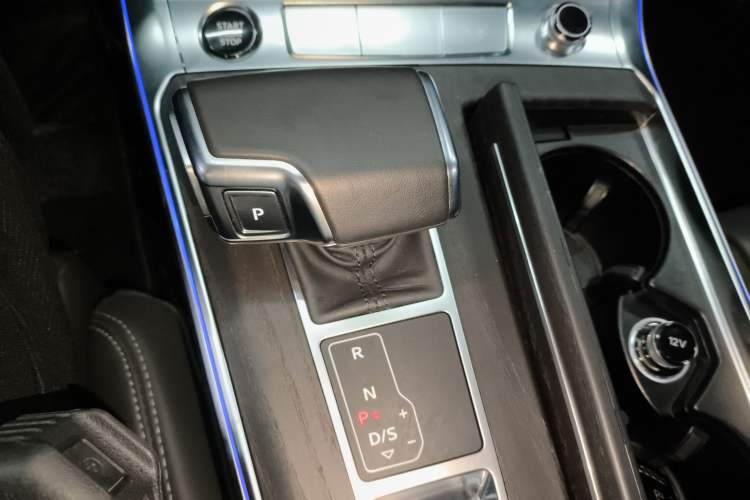 Used Audi A6L 2024 45 TFSI quattro Prestige Elegant Edition
