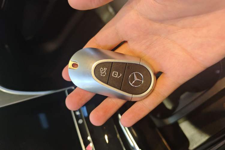 Used Mercedes-Benz C-Class 2024 Restyled C-Class 260 L Sport Edition Vehicle Key
