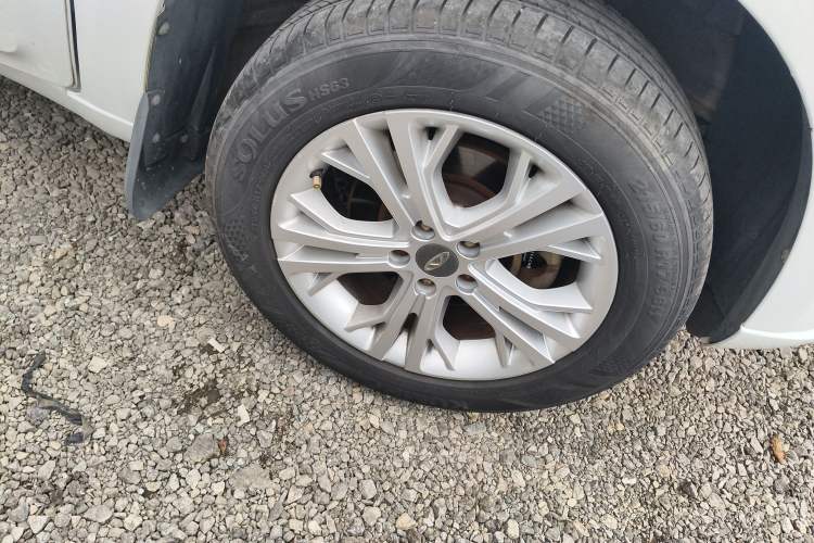 Used Chery Tiggo 3 2016 1.6L CVT Fashion Edition Right Front Wheel Hub