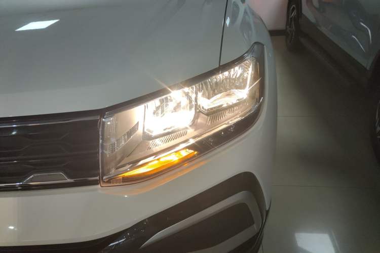Used Volkswagen T-Cross 2023 Revised 1.5L Automatic Fashion Edition Left Front Headlight