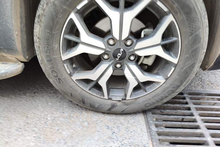 Used Kia KX3 2021 1.5L CVT Trend Edition Exterior 1