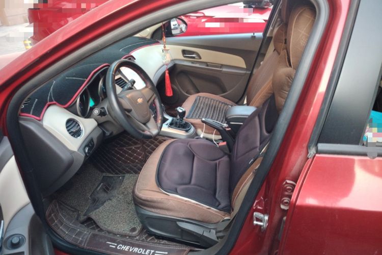 Used Chevrolet Cruze 2015 1.5L Classic SL MT Left Front Seat