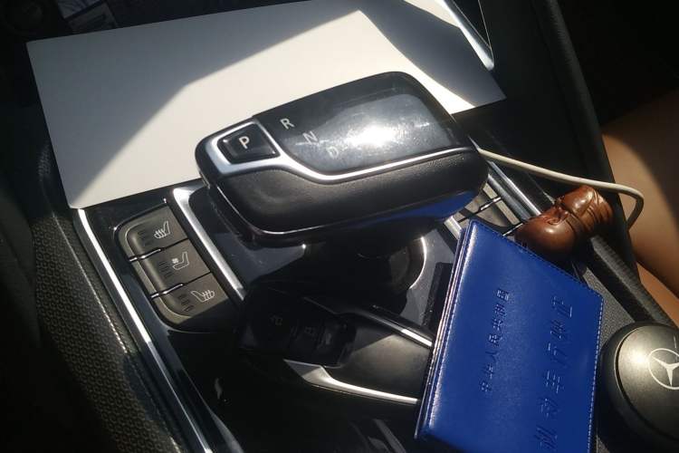 Used SAIC MAXUS D90 Pro 2020 2.0T Gasoline 4x4 Flagship Edition 6 Seats
