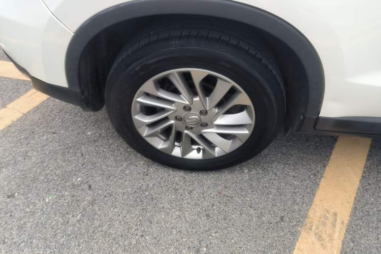 Used GAC Trumpchi GS4 2015 200T G-DCT Comfort Edition Exterior 5