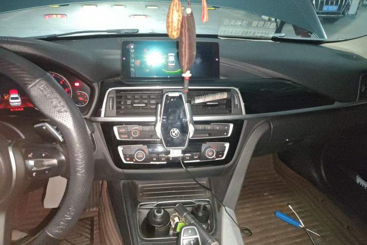 Used BMW 3 Series 2018 320Li Leading Model M Sport Package
