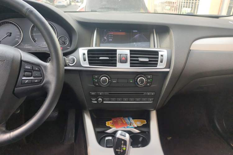 Used BMW X3 2016 sDrive20i
