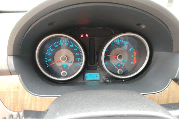 Used Buick Excelle 2015 1.5L Automatic Classic Model Instrument Cluster