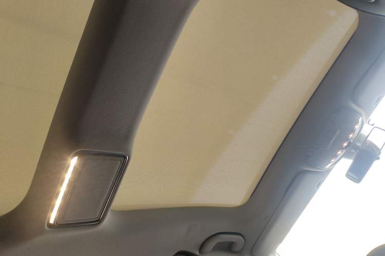 Used Mercedes-Benz C-Class 2019 Restyled C 260 L Sport Edition Headliner