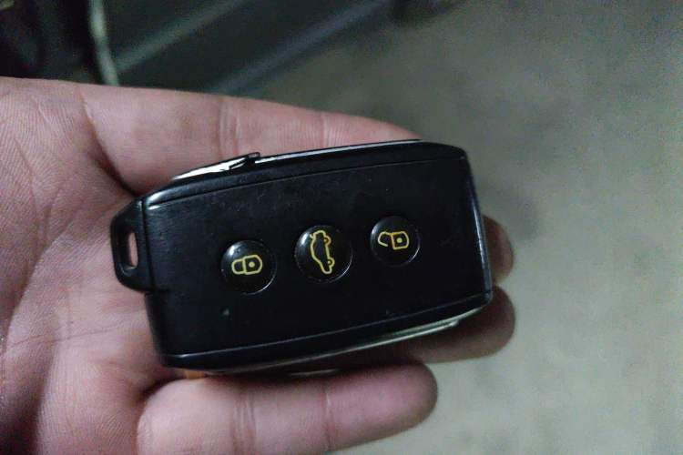 Used Soueast V3 Lingyue 2011 Revised Version 1.5L Manual – Style Edition Vehicle Key