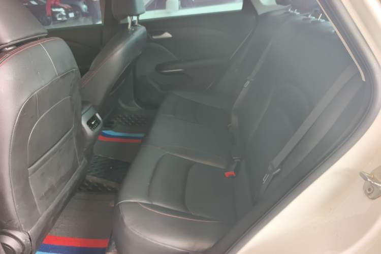 Used Chevrolet Monza 2022 Light Hybrid Redline 320T Dual-Clutch Thrilling Edition Left Rear Seat