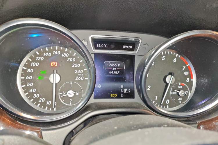 Used Mercedes-Benz M-Class 2015 ML 400 4MATIC Luxury Model