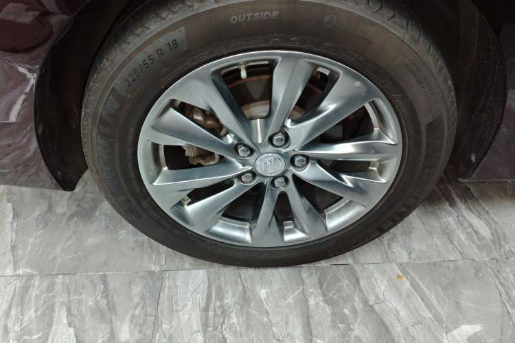 Used Buick GL8 2021 Avenir Aivia 7-Seater Luxury Edition
