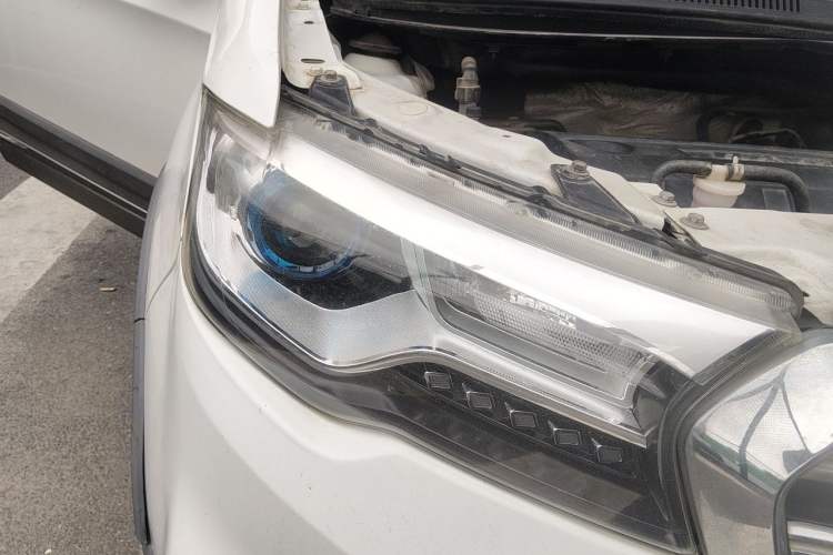 Used Haval H1 2015 1.5L AMT Urban Model Right Front Headlight