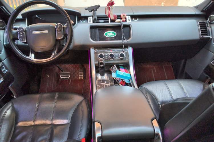 Used Land Rover Range Sport 2014 3.0 SC V6 HSE DYNAMIC Center Console