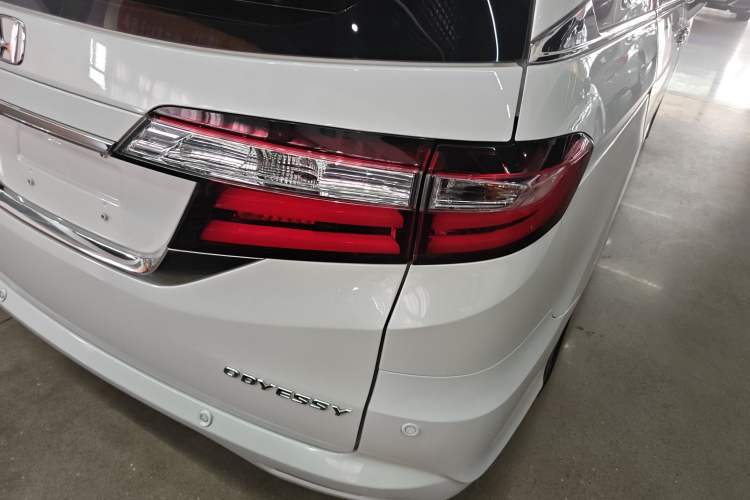 Used Honda Odyssey 2018 2.4L Luxury Edition
