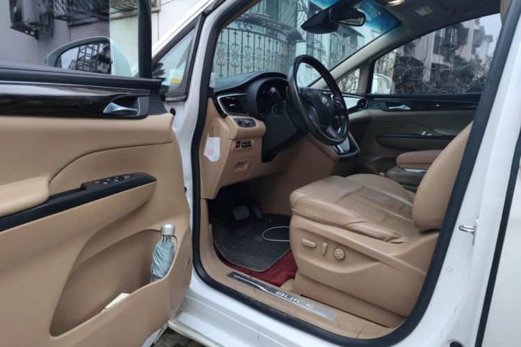 Used Buick GL8 2017 ES 28T Luxury Model China V Standard
