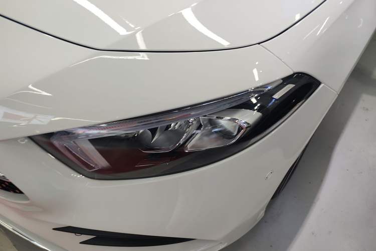 Used Mercedes-Benz A-Class 2022 Second Facelift A 200 L Sport Sedan Fashion Version
