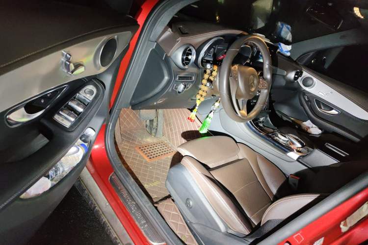 Used Mercedes-Benz GLC 2016 GLC 200 4MATIC
