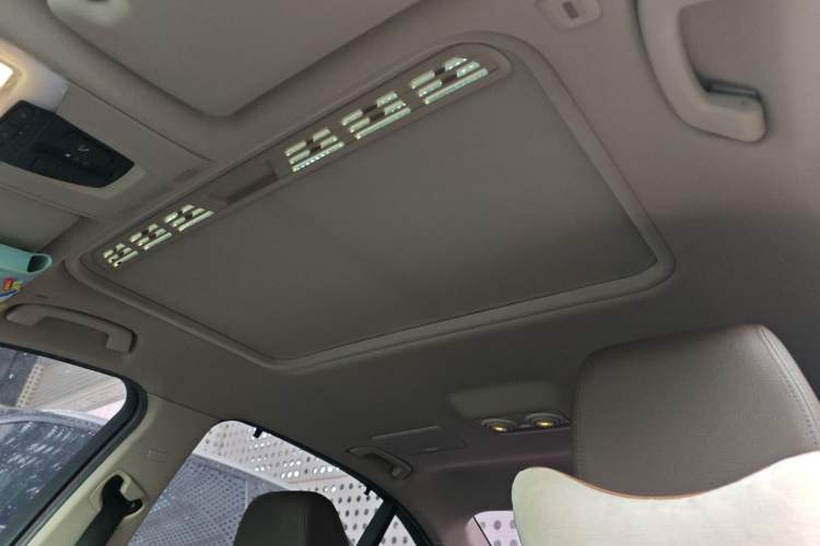 Used BMW 3 Series 2018 320Li Fashion Model Headliner