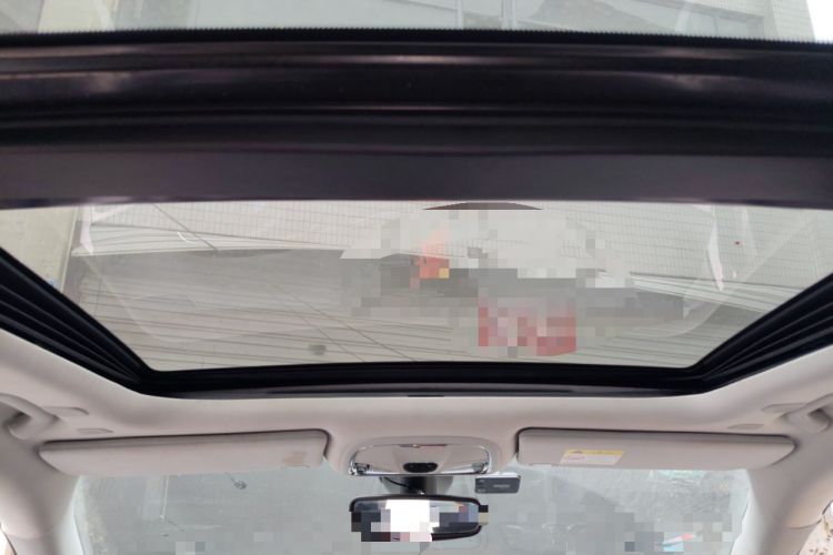 Used Jeep Cherokee 2019 2.0T Two-Wheel Drive Smart Enjoyment Version China VI Headliner