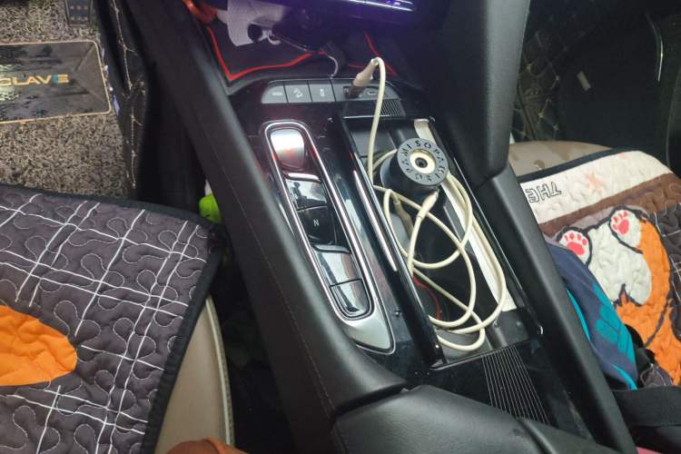 Used Buick Enclave 2022 652T 4x4 Prestige Flagship 7-Seater Gear Lever